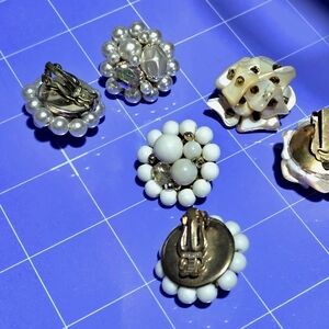 VINTAGE Fashion Earrings 🪞 Set Of 3